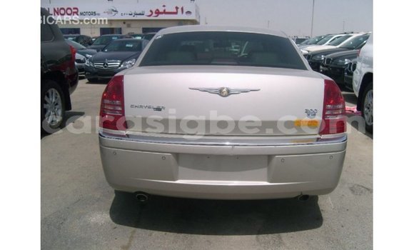 Buy Import Chrysler 300 Beige Car in Import - Dubai in Togo Buy Import Chrysler 300 Beige Car in Import - Dubai in Togo