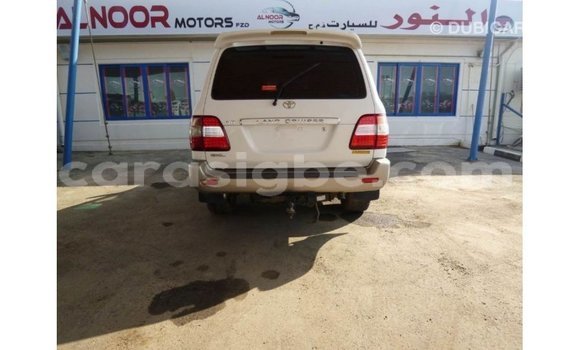 Buy Import Toyota Land Cruiser White Car in Import - Dubai in Togo Buy Import Toyota Land Cruiser White Car in Import - Dubai in Togo