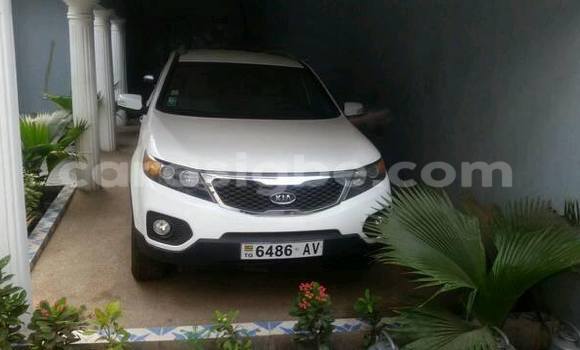 Acheter Occasion Voiture Kia Sorento Blanc à Lomé, Togo