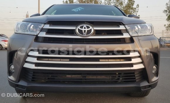 Acheter Import Voiture Toyota Highlander Autre à Import - Dubai, Togo Acheter Import Voiture Toyota Highlander Autre à Import - Dubai, Togo