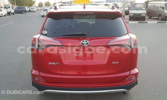Acheter Import Voiture Toyota 4Runner Rouge à Import - Dubai, Togo Acheter Import Voiture Toyota 4Runner Rouge à Import - Dubai, Togo
