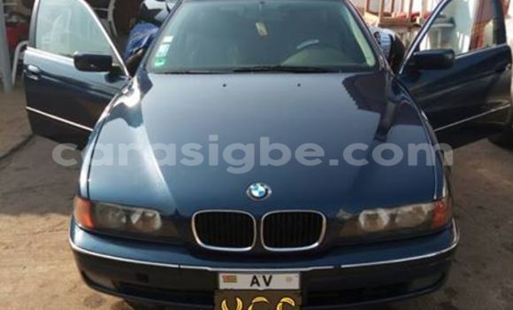 Acheter Occasion Voiture BMW 5–Series Bleu à Lomé, Togo Acheter Occasion Voiture BMW 5–Series Bleu à Lomé, Togo