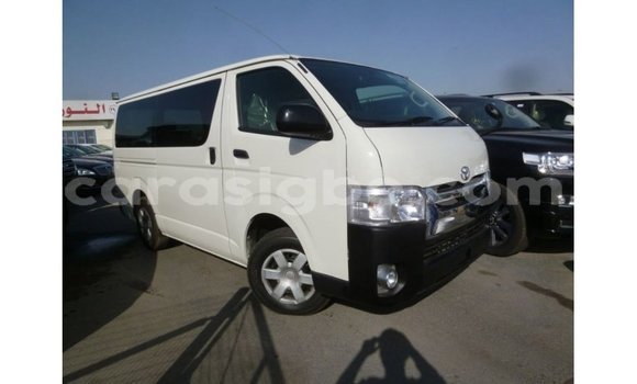 Buy Import Toyota Hiace White Car in Import - Dubai in Togo Buy Import Toyota Hiace White Car in Import - Dubai in Togo
