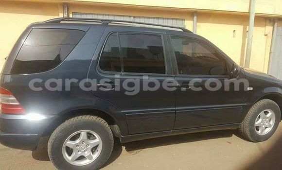 Acheter Occasion Voiture Mercedes‒Benz ML–Class Noir à Lomé, Togo
