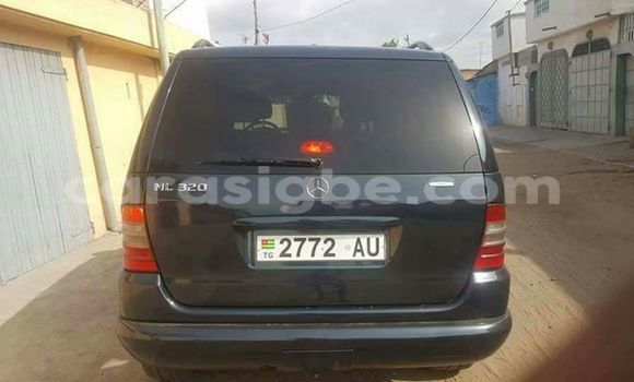 Buy Used Mercedes‒Benz ML–Class Black Car in Lome in Togo Buy Used Mercedes‒Benz ML–Class Black Car in Lome in Togo