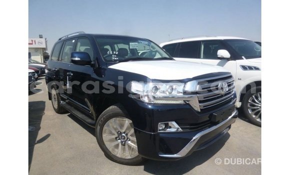 Acheter Import Voiture Toyota Land Cruiser Bleu à Import - Dubai, Togo Acheter Import Voiture Toyota Land Cruiser Bleu à Import - Dubai, Togo