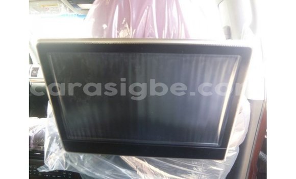 Acheter Import Voiture Toyota Land Cruiser Rouge à Import - Dubai, Togo Acheter Import Voiture Toyota Land Cruiser Rouge à Import - Dubai, Togo