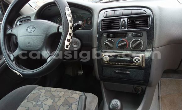 Acheter Occasion Voiture Toyota Avensis Rouge à Lomé, Togo Acheter Occasion Voiture Toyota Avensis Rouge à Lomé, Togo