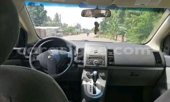 Acheter Occasion Voiture Nissan Sentra Gris à Lomé, Togo Acheter Occasion Voiture Nissan Sentra Gris à Lomé, Togo