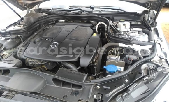 Acheter Occasion Voiture Mercedes‒Benz E–Class Gris à Lomé, Togo Acheter Occasion Voiture Mercedes‒Benz E–Class Gris à Lomé, Togo