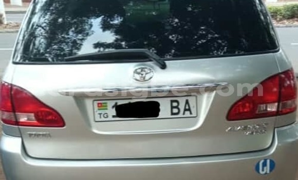 Acheter Occasion Voiture Toyota Avensis Verso Gris à Lomé, Togo Acheter Occasion Voiture Toyota Avensis Verso Gris à Lomé, Togo