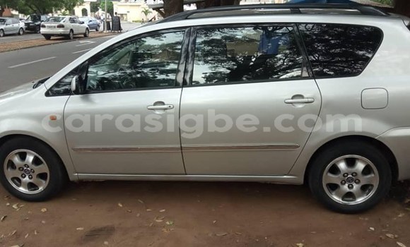 Acheter Occasion Voiture Toyota Avensis Verso Gris à Lomé, Togo Acheter Occasion Voiture Toyota Avensis Verso Gris à Lomé, Togo