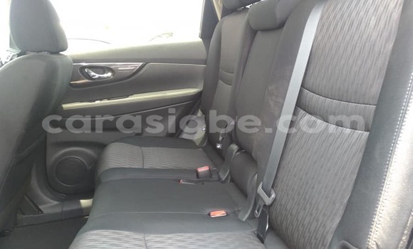 Acheter Occasion Voiture Nissan Rogue Bleu à Lomé, Togo Acheter Occasion Voiture Nissan Rogue Bleu à Lomé, Togo