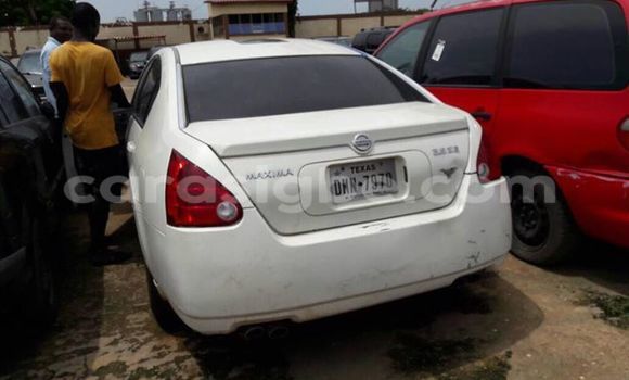 Acheter Occasion Voiture Nissan Maxima Blanc à Adawlato, Togo Acheter Occasion Voiture Nissan Maxima Blanc à Adawlato, Togo