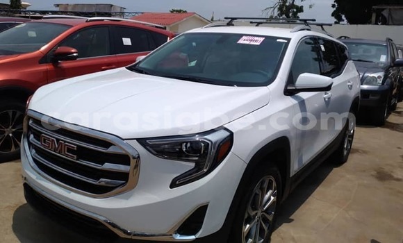 Acheter Occasion Voiture GMC Terrain Blanc à Lomé, Togo