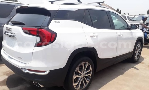 Buy Used GMC Terrain White Car in Lome in Togo Buy Used GMC Terrain White Car in Lome in Togo
