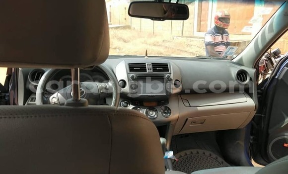 Acheter Occasion Voiture Toyota RAV4 Bleu à Lomé, Togo Acheter Occasion Voiture Toyota RAV4 Bleu à Lomé, Togo