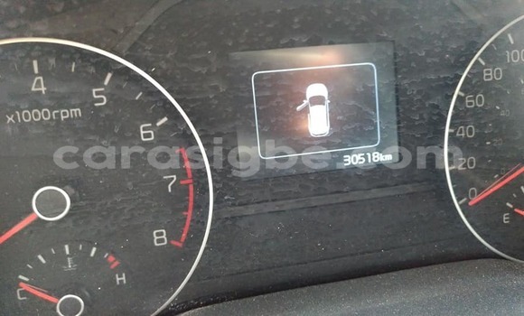 Acheter Occasion Voiture Kia Sportage Rouge à Lomé, Togo Acheter Occasion Voiture Kia Sportage Rouge à Lomé, Togo