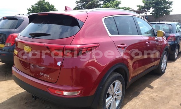 Acheter Occasion Voiture Kia Sportage Rouge à Lomé, Togo Acheter Occasion Voiture Kia Sportage Rouge à Lomé, Togo