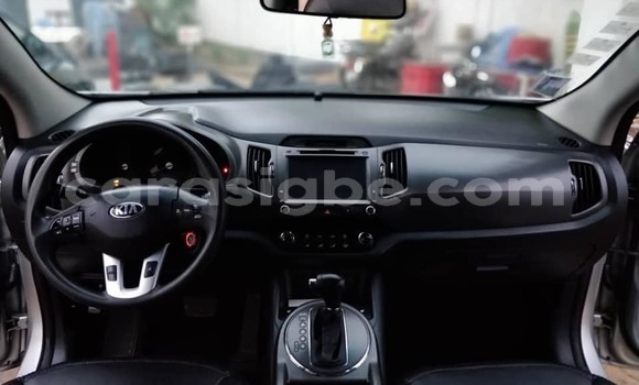 Buy Used Kia Sportage Silver Car in Lome in Togo Buy Used Kia Sportage Silver Car in Lome in Togo