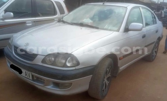 Acheter Occasion Voiture Toyota Avensis Gris à Lomé, Togo Acheter Occasion Voiture Toyota Avensis Gris à Lomé, Togo