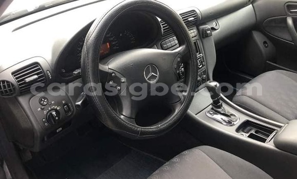 Acheter Occasion Voiture Mercedes‒Benz C–Class Noir à Lomé, Togo Acheter Occasion Voiture Mercedes‒Benz C–Class Noir à Lomé, Togo