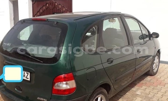 Buy Used Renault Scenic Green Car in Lome in Togo Buy Used Renault Scenic Green Car in Lome in Togo