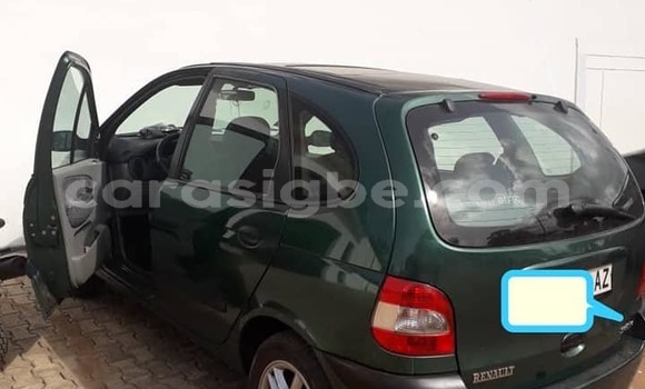 Buy Used Renault Scenic Green Car in Lome in Togo Buy Used Renault Scenic Green Car in Lome in Togo