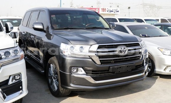 Acheter Import Voiture Toyota Land Cruiser Noir à Import - Dubai, Togo