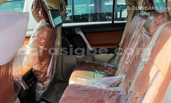 Acheter Import Voiture Toyota Prado Rouge à Import - Dubai, Togo Acheter Import Voiture Toyota Prado Rouge à Import - Dubai, Togo