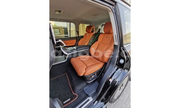 Acheter Import Voiture Toyota Land Cruiser Noir à Import - Dubai, Togo Acheter Import Voiture Toyota Land Cruiser Noir à Import - Dubai, Togo