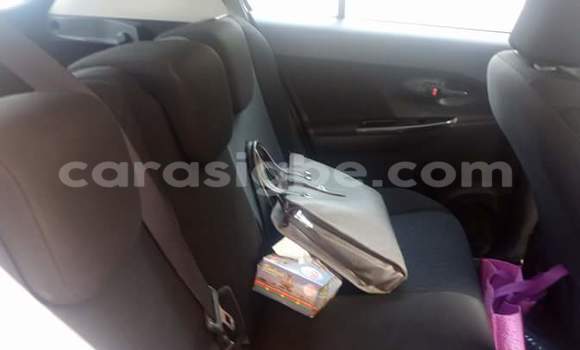 Buy Used Toyota Scion White Car in Bé in Togo Buy Used Toyota Scion White Car in Bé in Togo