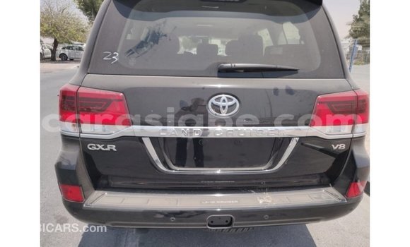 Buy Import Toyota Land Cruiser Black Car in Import - Dubai in Togo Buy Import Toyota Land Cruiser Black Car in Import - Dubai in Togo