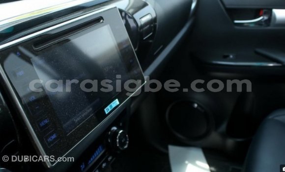Acheter Import Voiture Toyota Hilux Autre à Import - Dubai, Togo Acheter Import Voiture Toyota Hilux Autre à Import - Dubai, Togo