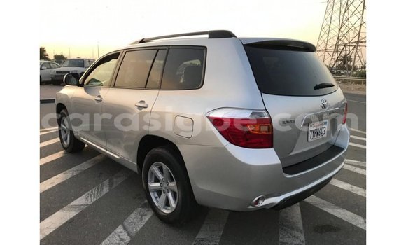 Acheter Import Voiture Toyota Highlander Autre à Import - Dubai, Togo Acheter Import Voiture Toyota Highlander Autre à Import - Dubai, Togo