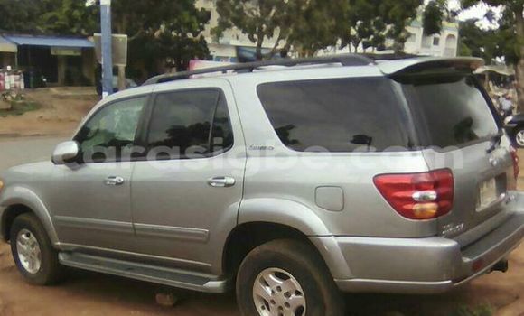 Acheter Occasion Voiture Toyota Sequoia Gris à Adawlato, Togo Acheter Occasion Voiture Toyota Sequoia Gris à Adawlato, Togo