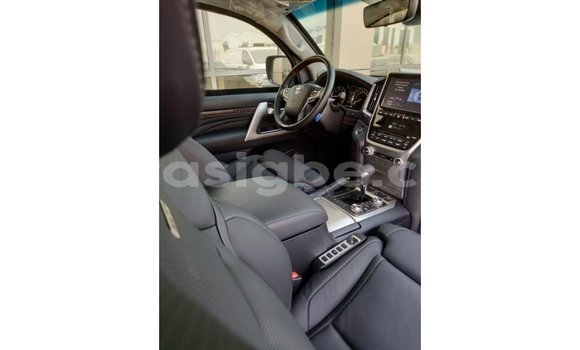 Acheter Import Voiture Toyota Land Cruiser Noir à Import - Dubai, Togo Acheter Import Voiture Toyota Land Cruiser Noir à Import - Dubai, Togo