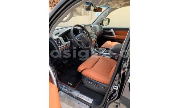 Buy Import Toyota Land Cruiser Black Car in Import - Dubai in Togo Buy Import Toyota Land Cruiser Black Car in Import - Dubai in Togo