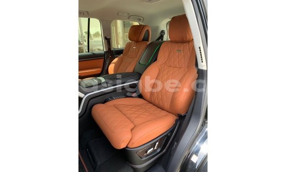Buy Import Toyota Land Cruiser Black Car in Import - Dubai in Togo Buy Import Toyota Land Cruiser Black Car in Import - Dubai in Togo