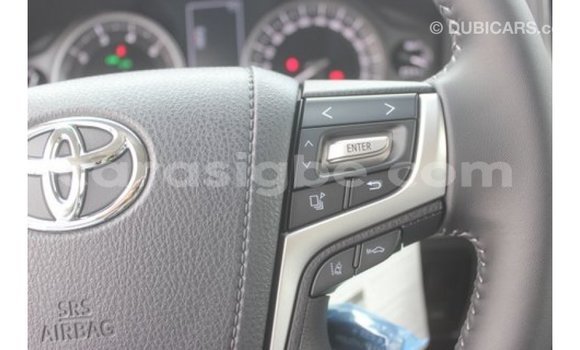 Buy Import Toyota Land Cruiser White Car in Import - Dubai in Togo Buy Import Toyota Land Cruiser White Car in Import - Dubai in Togo