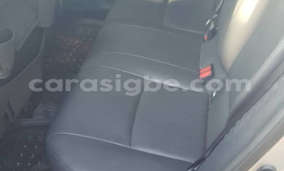 Acheter Occasion Voiture Toyota C-HR Gris à Lomé, Togo Acheter Occasion Voiture Toyota C-HR Gris à Lomé, Togo