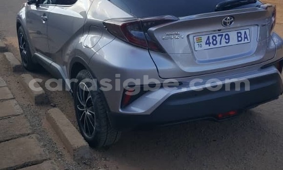 Acheter Occasion Voiture Toyota C-HR Gris à Lomé, Togo Acheter Occasion Voiture Toyota C-HR Gris à Lomé, Togo