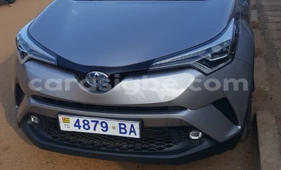 Acheter Occasion Voiture Toyota C-HR Gris à Lomé, Togo Acheter Occasion Voiture Toyota C-HR Gris à Lomé, Togo