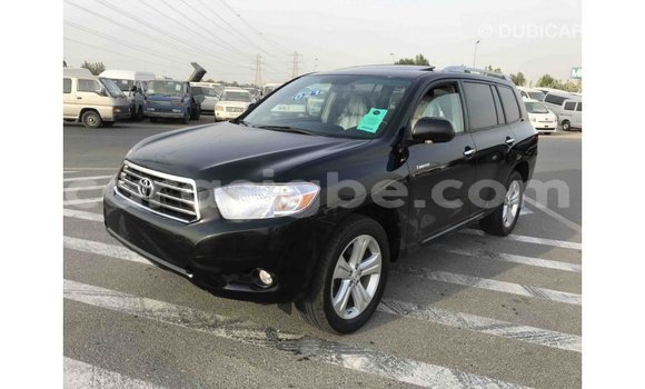 Acheter Import Voiture Toyota Highlander Noir à Import - Dubai, Togo Acheter Import Voiture Toyota Highlander Noir à Import - Dubai, Togo
