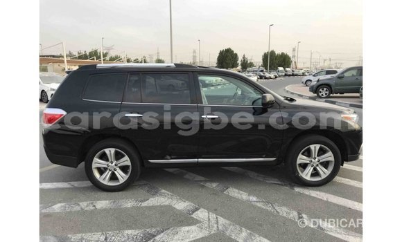 Acheter Import Voiture Toyota Highlander Noir à Import - Dubai, Togo Acheter Import Voiture Toyota Highlander Noir à Import - Dubai, Togo