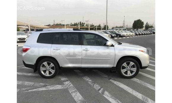 Acheter Import Voiture Toyota Highlander Autre à Import - Dubai, Togo Acheter Import Voiture Toyota Highlander Autre à Import - Dubai, Togo