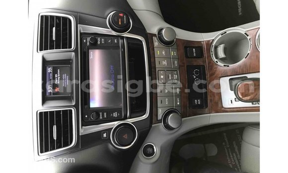 Acheter Import Voiture Toyota Highlander Autre à Import - Dubai, Togo Acheter Import Voiture Toyota Highlander Autre à Import - Dubai, Togo