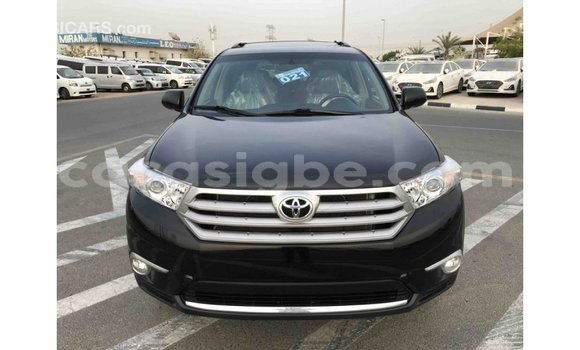 Acheter Import Voiture Toyota Highlander Noir à Import - Dubai, Togo Acheter Import Voiture Toyota Highlander Noir à Import - Dubai, Togo