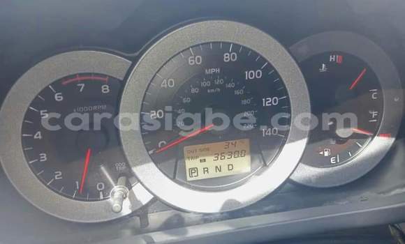 Buy Used Toyota RAV4 White Car in Lome in Togo Buy Used Toyota RAV4 White Car in Lome in Togo