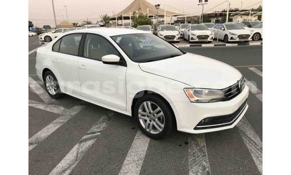 Acheter Import Voiture Volkswagen Jetta Blanc à Import - Dubai, Togo Acheter Import Voiture Volkswagen Jetta Blanc à Import - Dubai, Togo